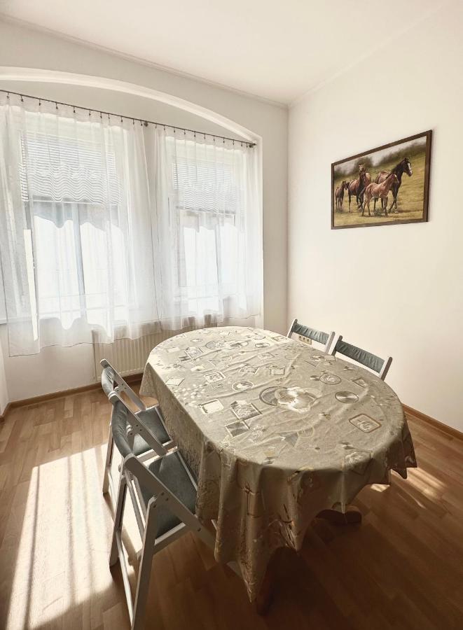 Apartment Erika Карловы Вары Экстерьер фото